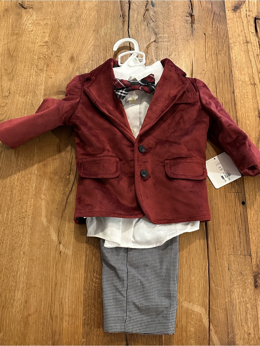 NWT Starting Out 4 piece baby suit bowtie